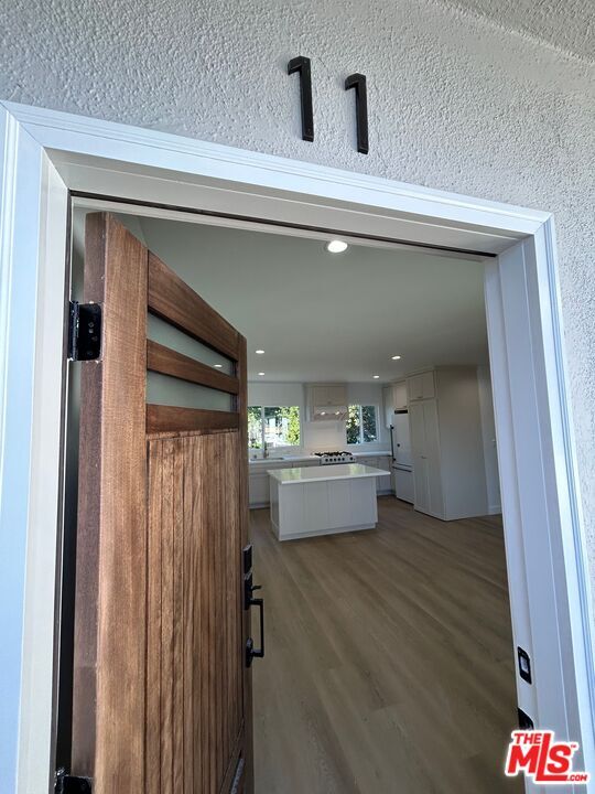 Building Photo - 599 Sunset Ct