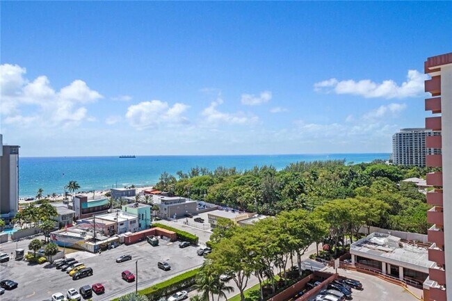 Foto del edificio - 3000 E Sunrise Blvd