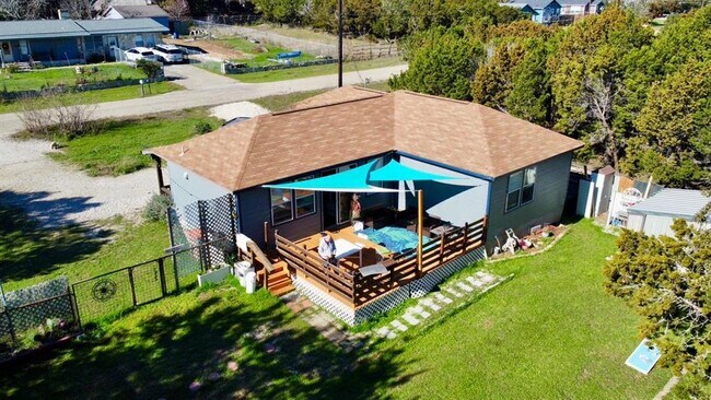 Foto del edificio - 1104 Blueridge Dr