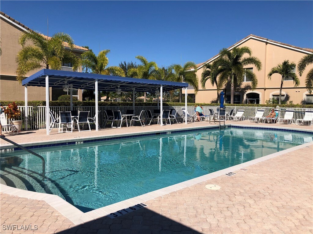 Foto del edificio - 6854 Sterling Greens Dr