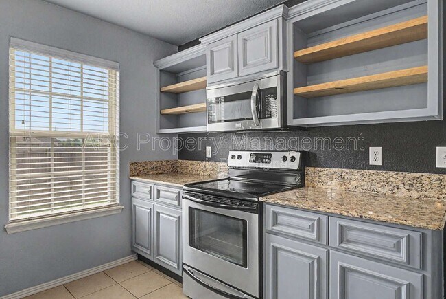 Foto del edificio - 3801 SW Gibson Ave