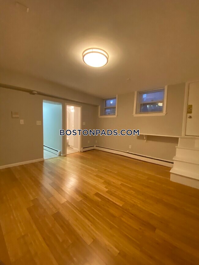 Foto del edificio - 120 Charles St