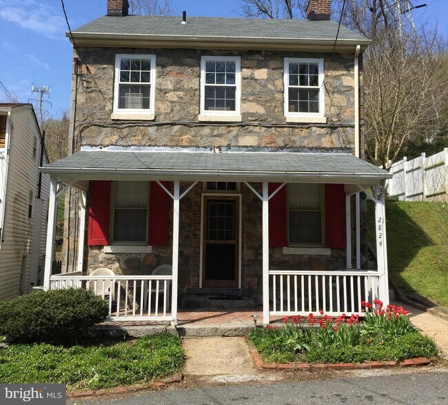 2824 Nine Mile Cir, Catonsville, MD 21228 Townhouse for Rent in