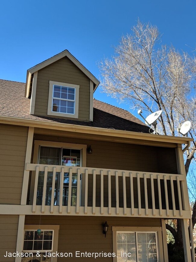 Building Photo - 3 br, 2 bath House - 1000 Beaver Street Un...
