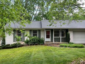 Building Photo - 7 Brookcliff Dr