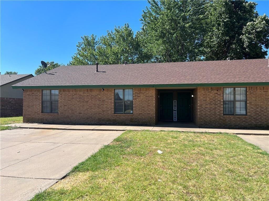 2020 Berry Ave, Weatherford, OK 73096 Townhome Rentals in Weatherford