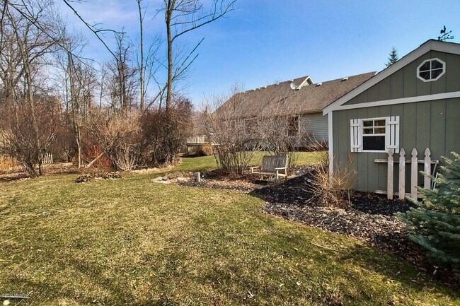 Building Photo - 737 Wilderness Ridge Dr