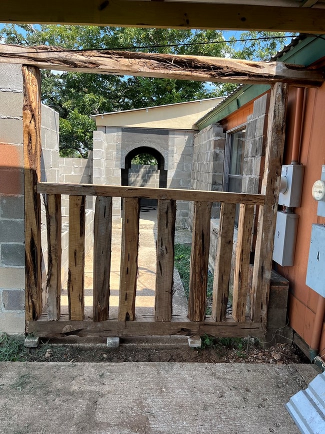 Building Photo - 303-B 1st St