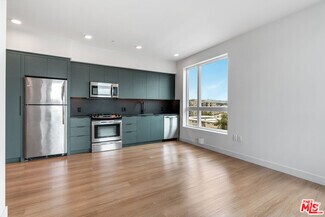 Building Photo - 10601 Washington Blvd