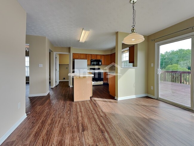 Building Photo - 10103 Edgerton Dr