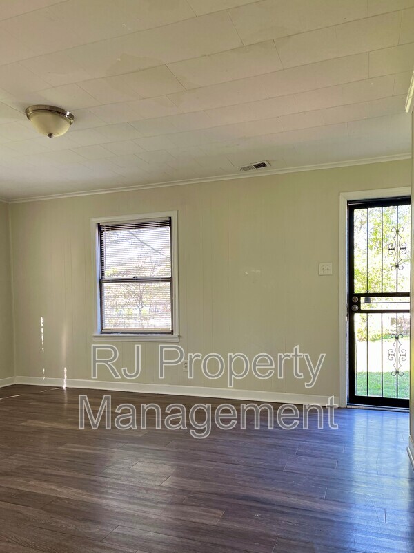 Building Photo - 3328 Benjestown Rd