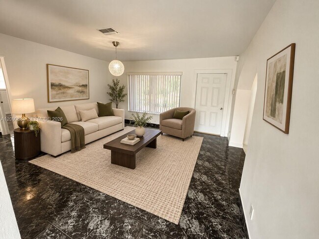 Foto del edificio - 1730 SW 64th Terrace