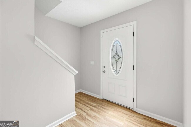 Building Photo - 3447 Kingswood Run