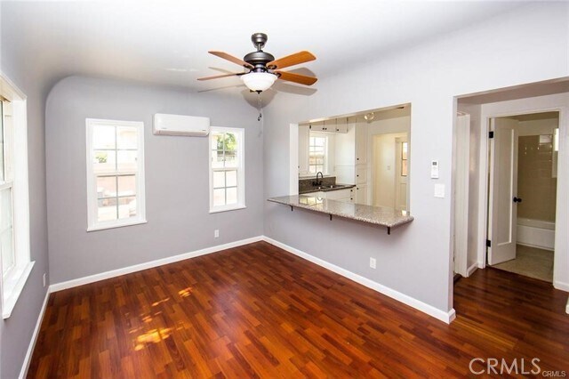Foto principal - 9827 Beach St