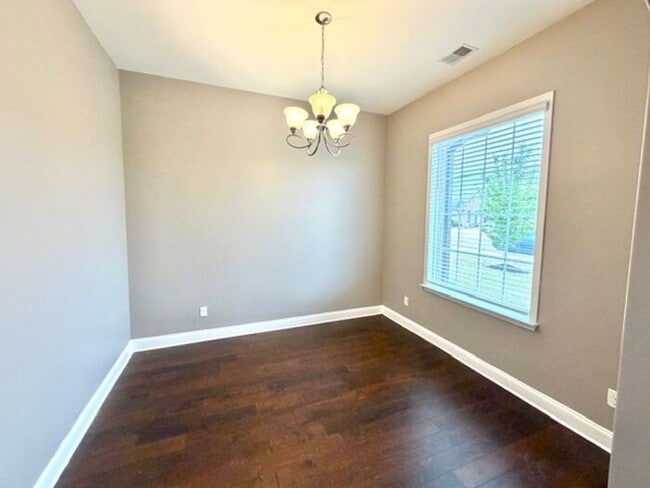 Building Photo - Now Leasing a 4-Bedroom 3 Bath Home In Olive Branch at Stateline