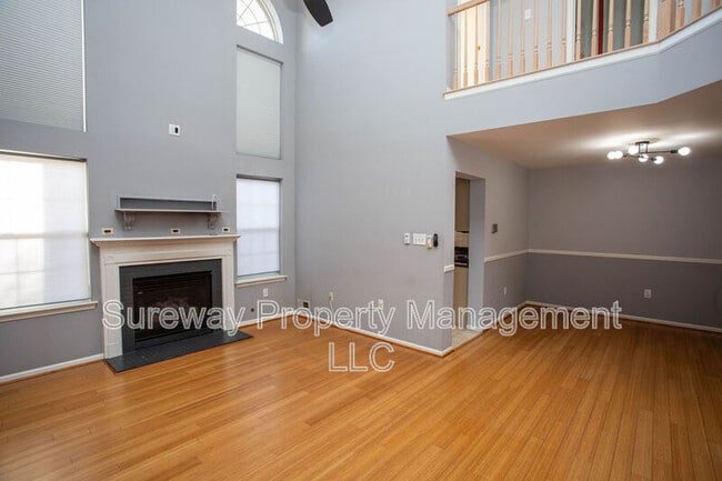 Photo - 605 Doral Dr Townhome