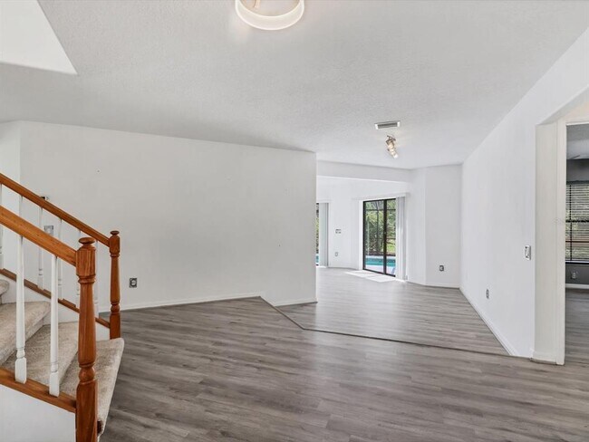 Foto del edificio - 13634 2nd Ave NE