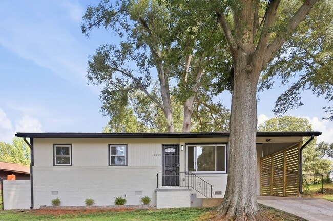 Building Photo - 2069 Bixler Cir