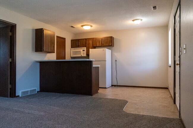 Building Photo - 3516 Wilson Ave