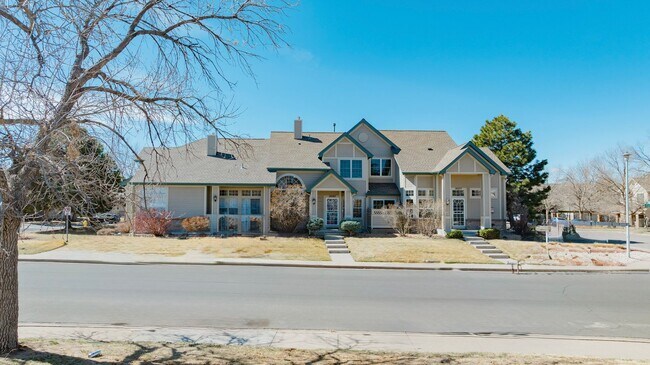 Foto del edificio - Gorgeous Upgraded Townhome in Sought-After...