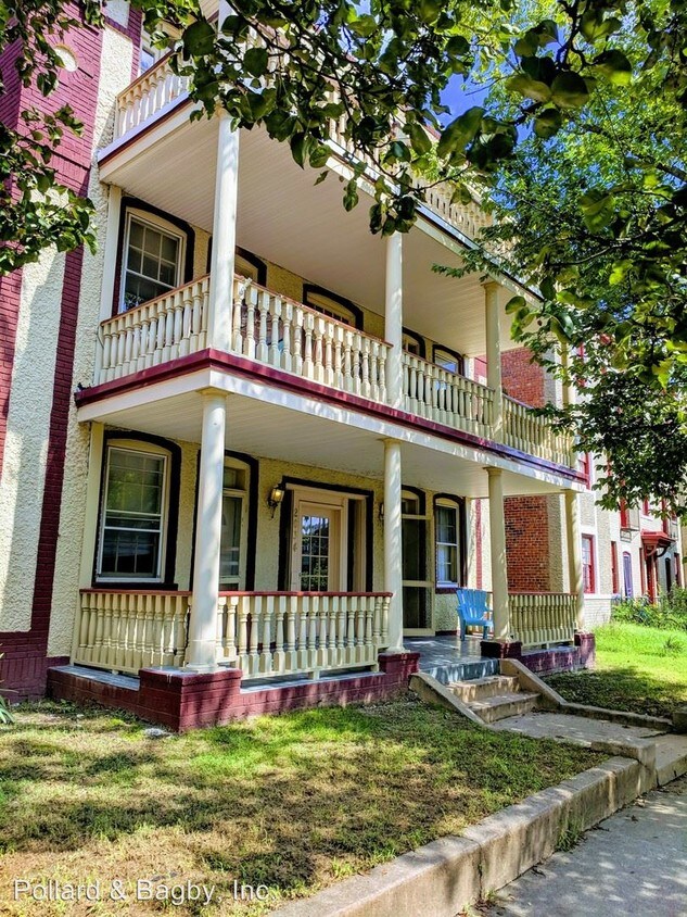 Primary Photo - 2034 Park Ave