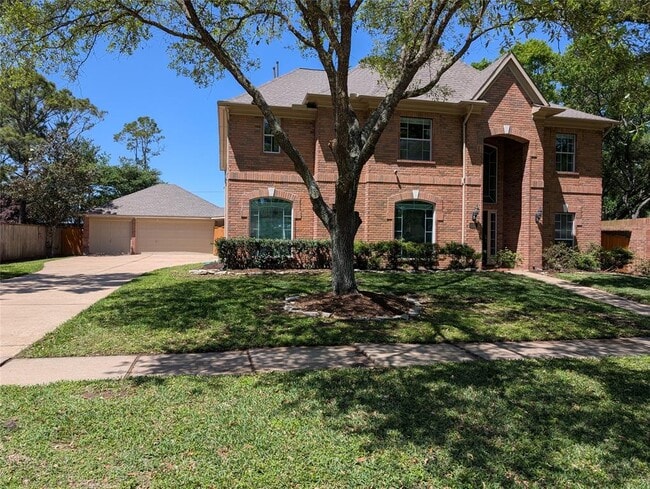 Building Photo - 3323 Scenic Elm St