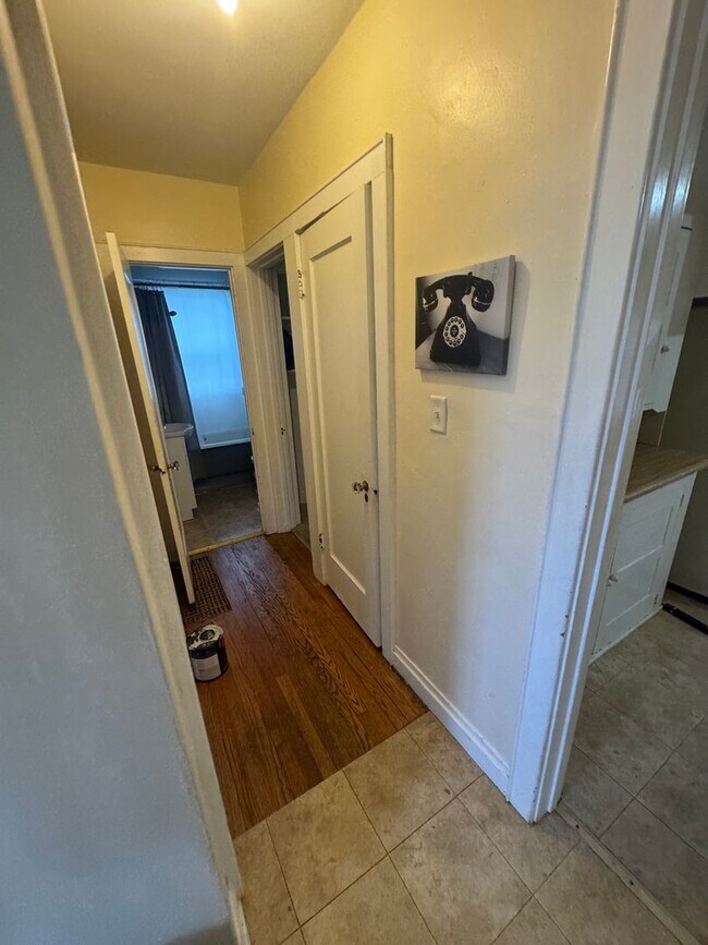 Foto del edificio - •	Pack Your Bags! Fully Furnished 3BR Near...