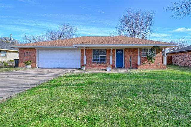 Building Photo - 2504 Burnett Dr