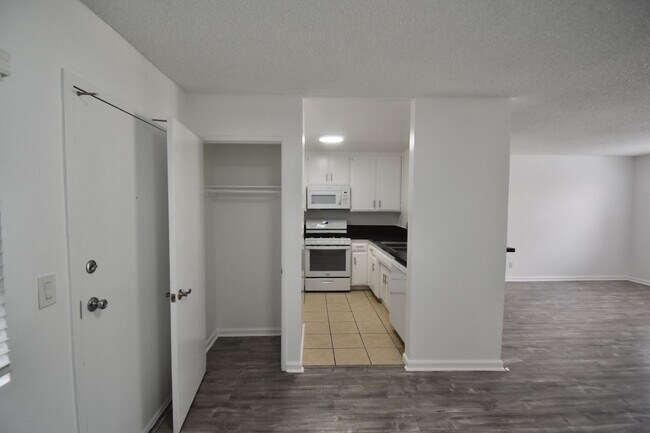 Foto del edificio - 12249 Oxnard St