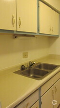 Building Photo - 220 Orchard Trace Ln