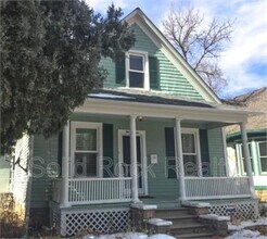 Building Photo - 1016 N Corona St