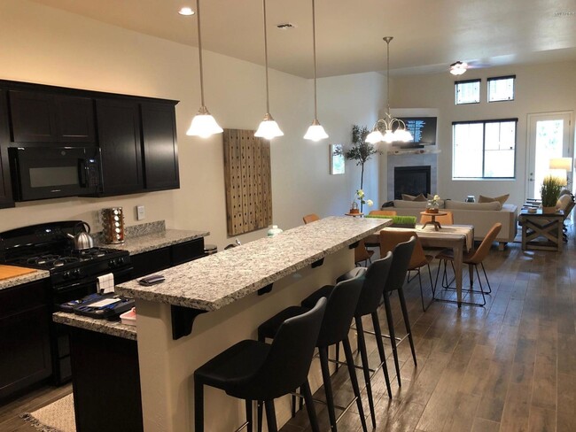 Foto del edificio - 2481 W Mission Timber Cir