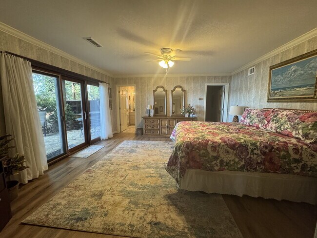 Foto del edificio - Furnished 1BR Apartment on Lake Lanier - Single Boat Slip Optional