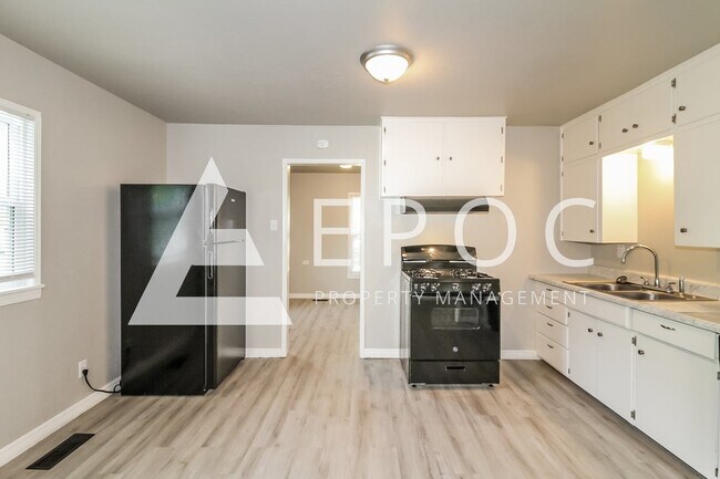Foto del edificio - 704 Tiffin Ave
