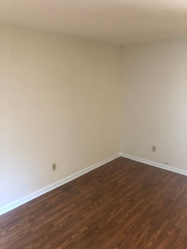 Building Photo - 1 bed/1 bath in South Charlotte - Sharon Lakes!!
