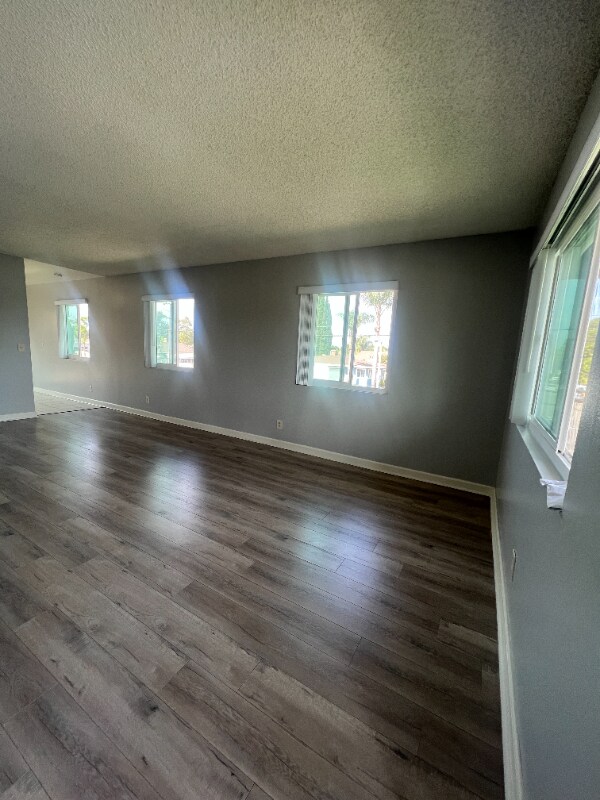 Building Photo - 900 S Highland Ave