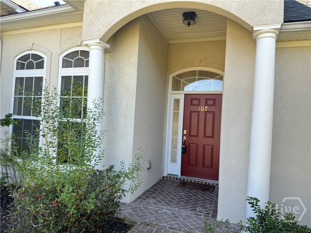 Primary Photo - 107 Willow Point Cir