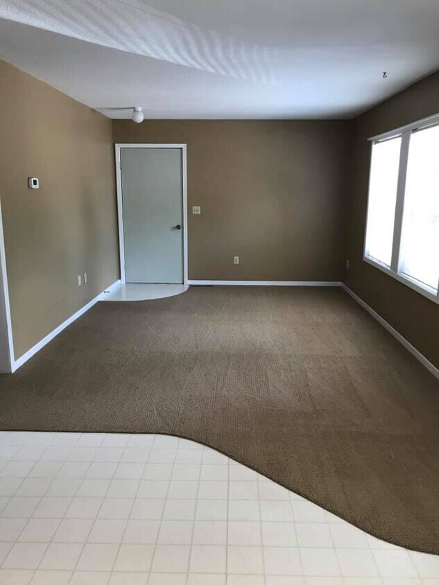 Foto principal - 513 Elm Ave