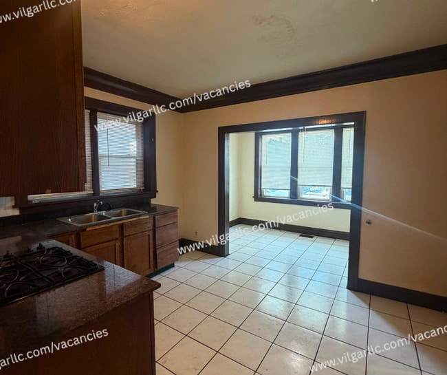 Foto del edificio - 4013 Pulaski St