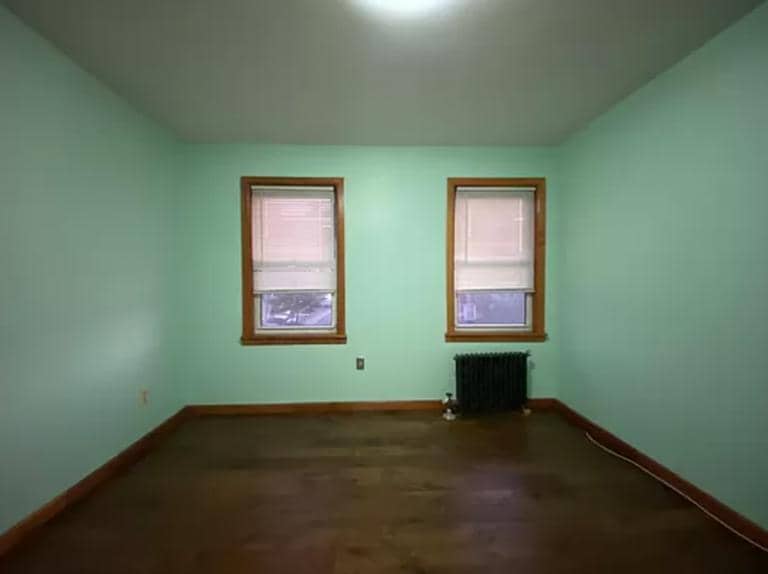 Primary Photo - 2 bedroom in Queens NY 11102