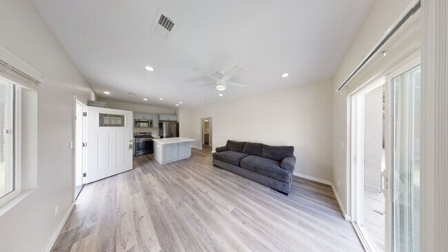 Foto del edificio - 4BD/2BA, POOL!!