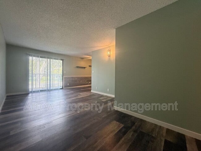 Foto del edificio - 3405 Holdrege St