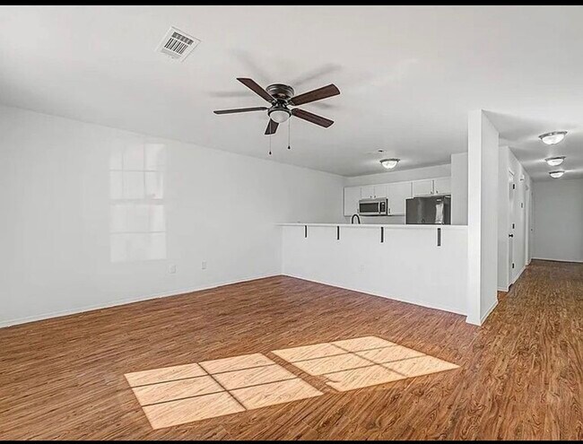 Foto del edificio - 3306 SW Victoria Pl