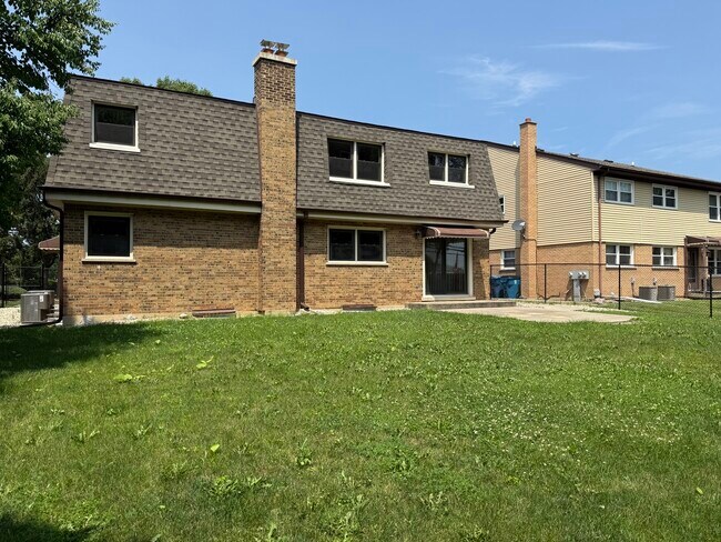 Foto del edificio - 901 E Ardyce Ln