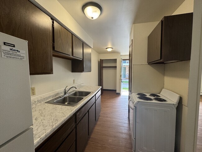 Foto del edificio - 1138 E Walnut St