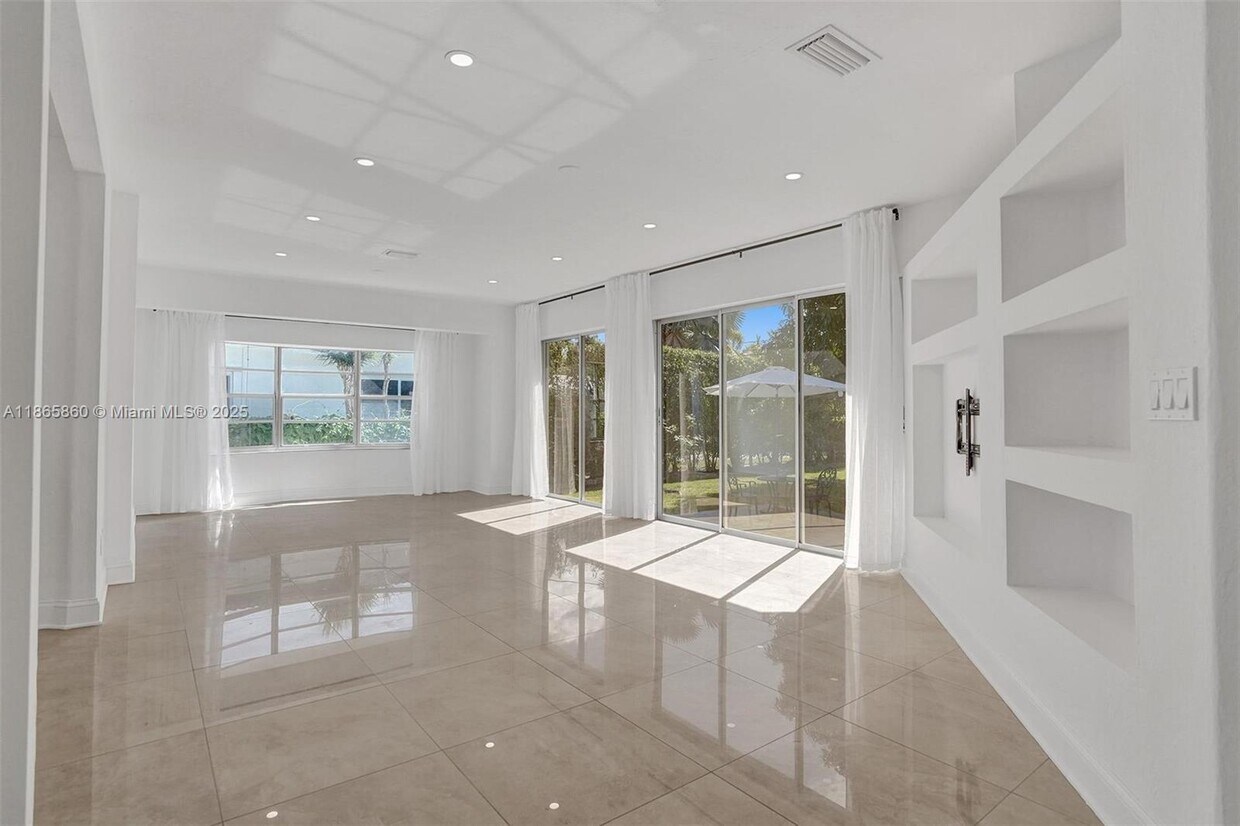 Foto principal - 1318 Jackson St
