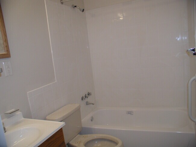 18863 BATHROOM - 18863 E Wigwam Dr