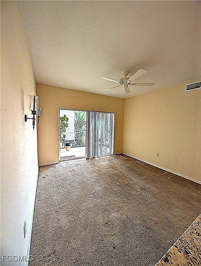Building Photo - 6481 Aragon Way