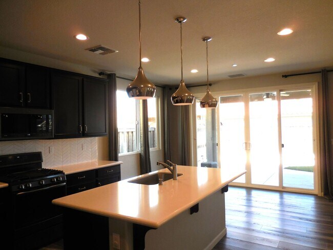 Building Photo - Beautiful Vacaville Home for Rent