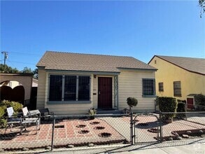 Building Photo - 2408 Fashion Ave